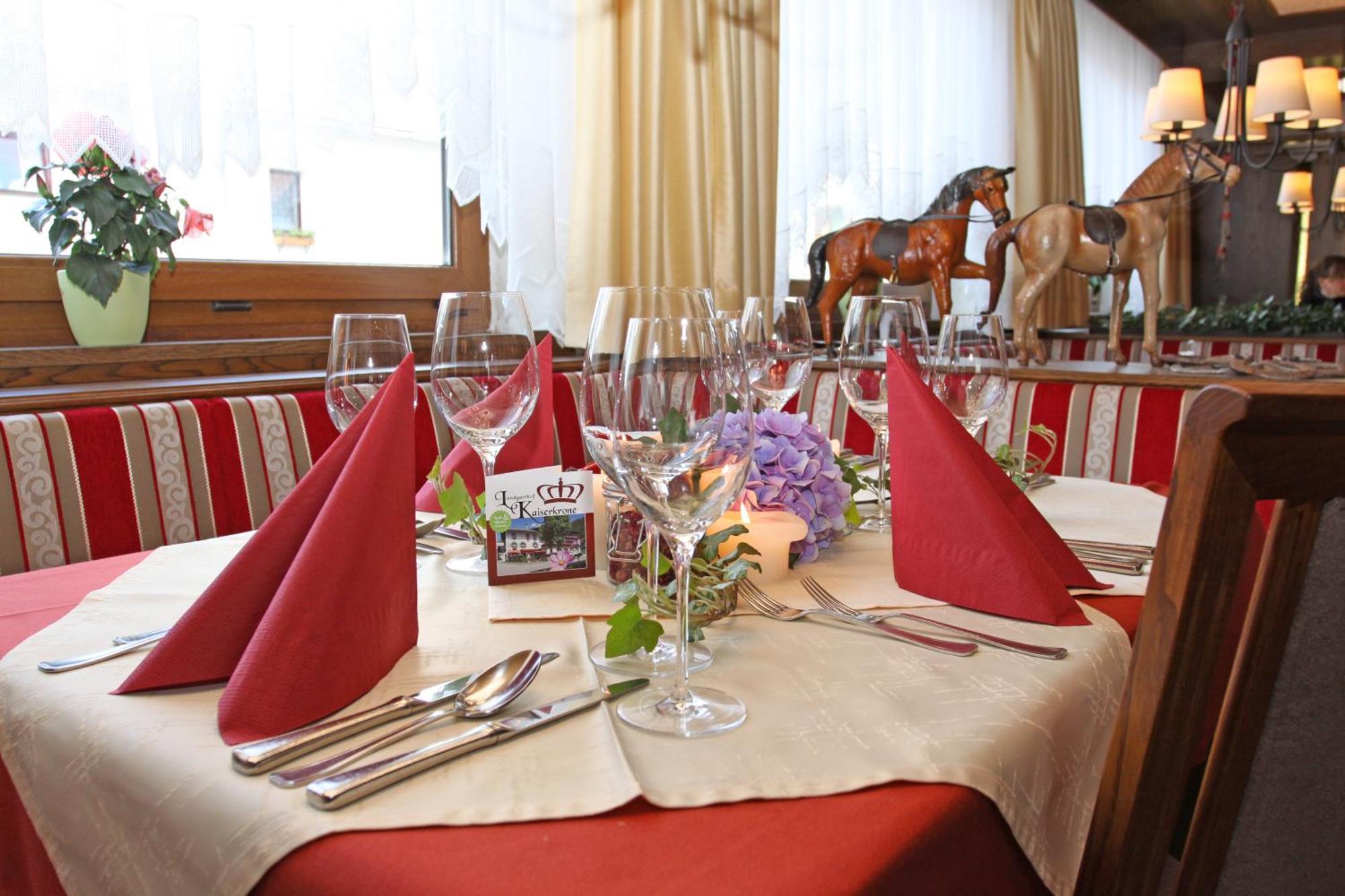 Landgasthof Kaiserkrone 엘멘 외부 사진